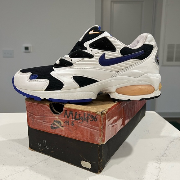 Vintage Nike Running Shoe Collection main image 5